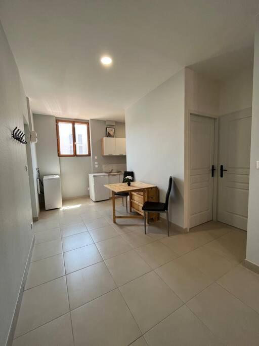 Bel Appartement A 15 Min De Lyon Saint-Fons Bagian luar foto